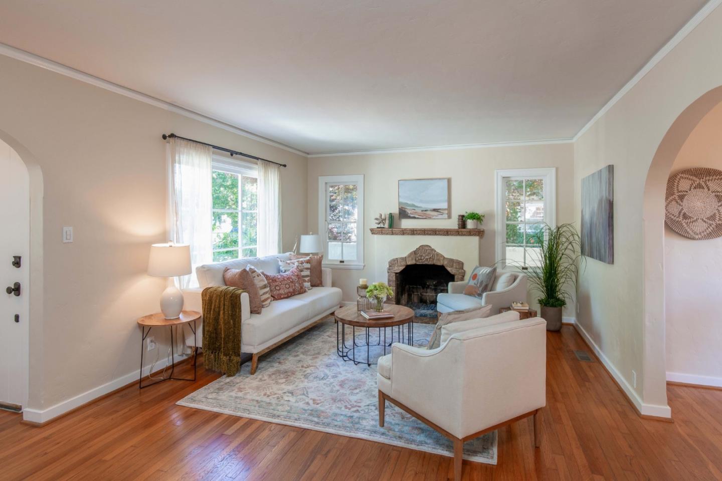 1120 Willow Glen Way