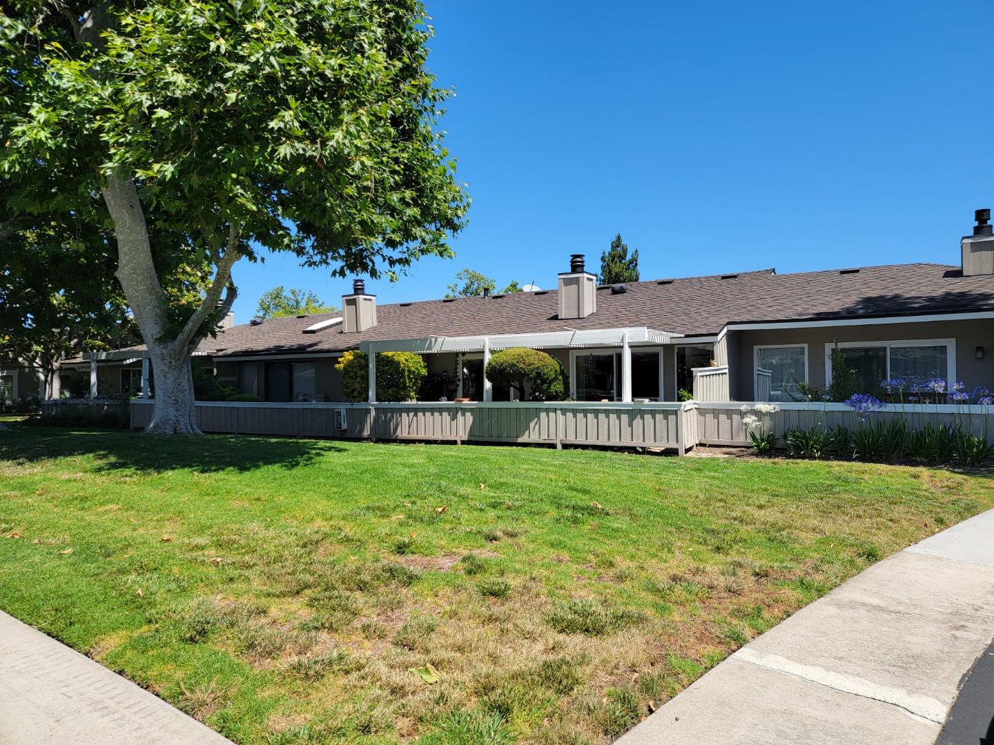 1108 Holly Oak Circle