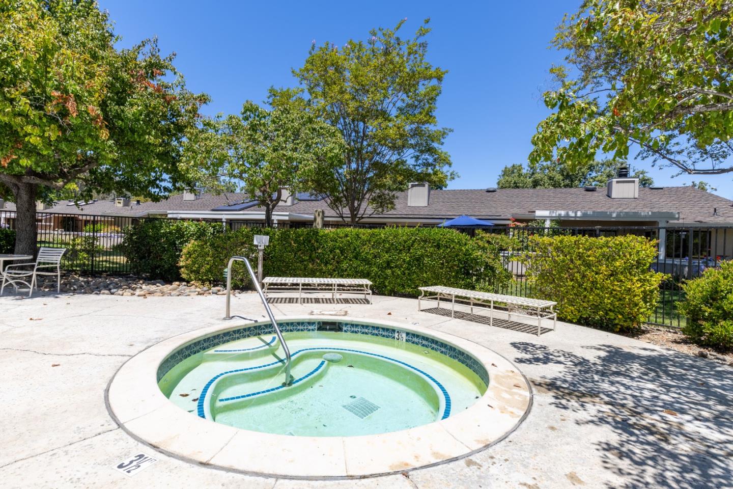 1108 Holly Oak Circle