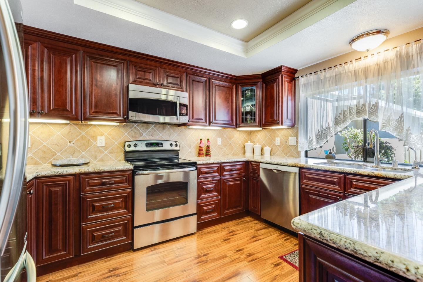1108 Holly Oak Circle