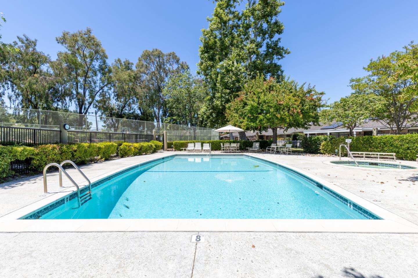 1108 Holly Oak Circle