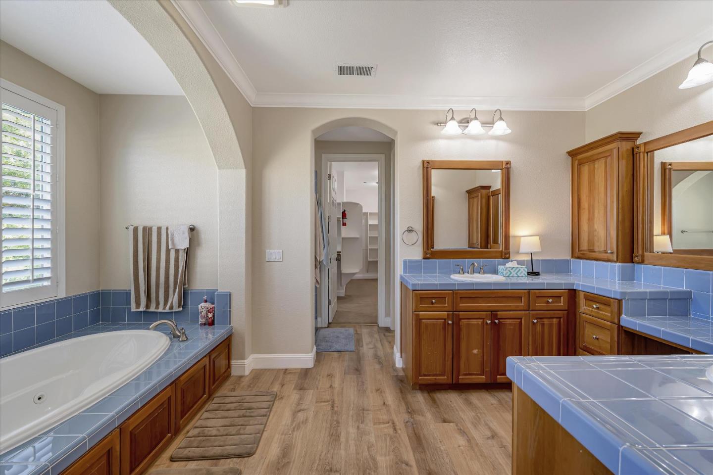 18680 Ventura Court