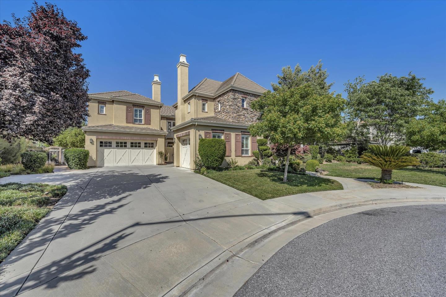 18680 Ventura Court