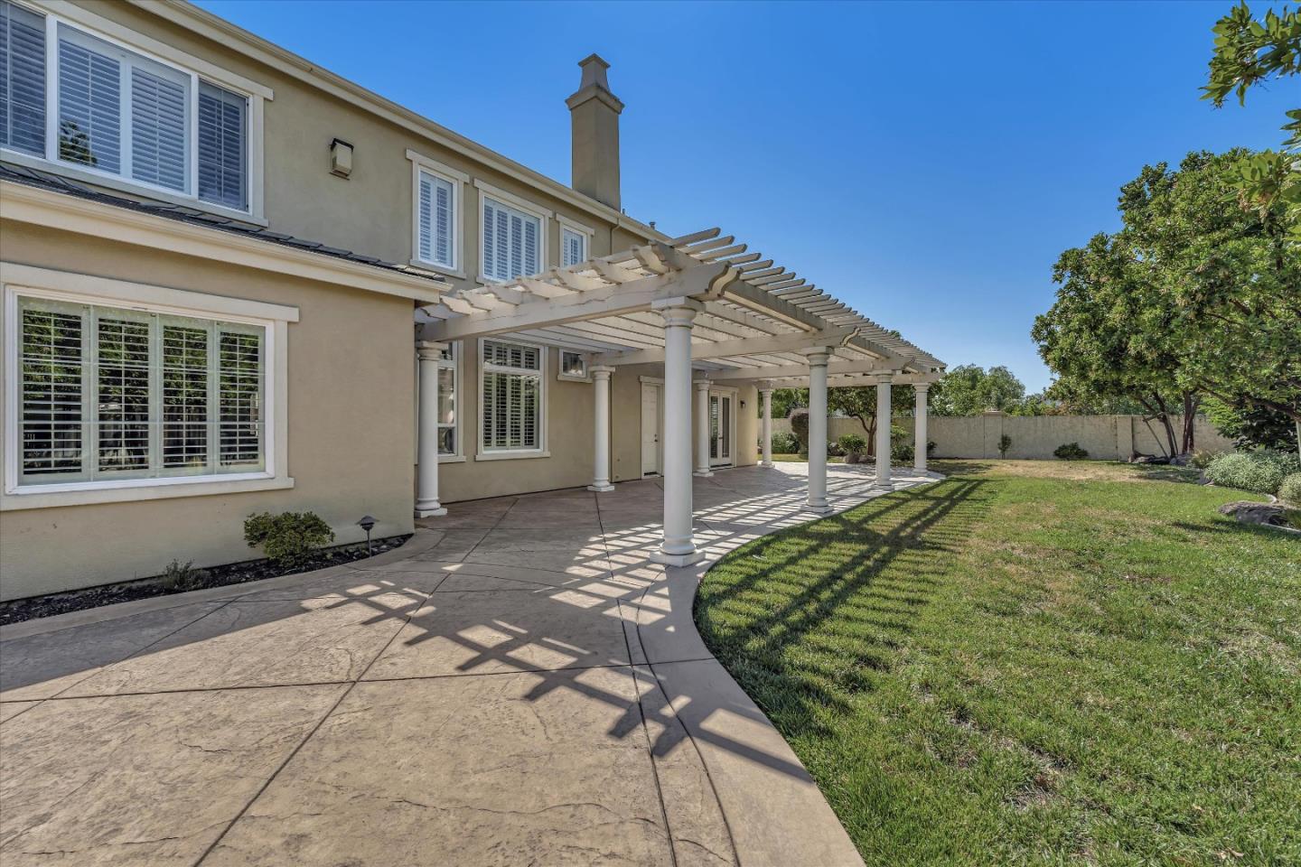 18680 Ventura Court