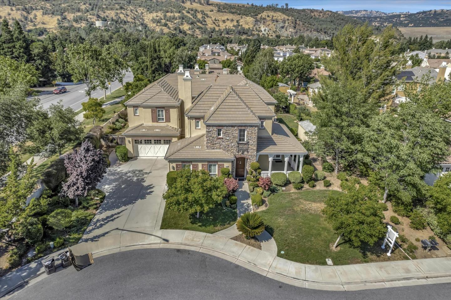 18680 Ventura Court