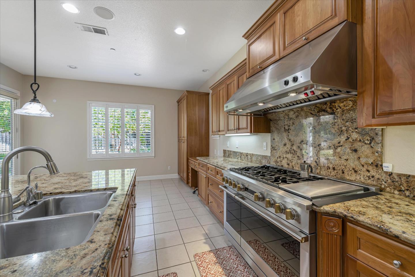 18680 Ventura Court
