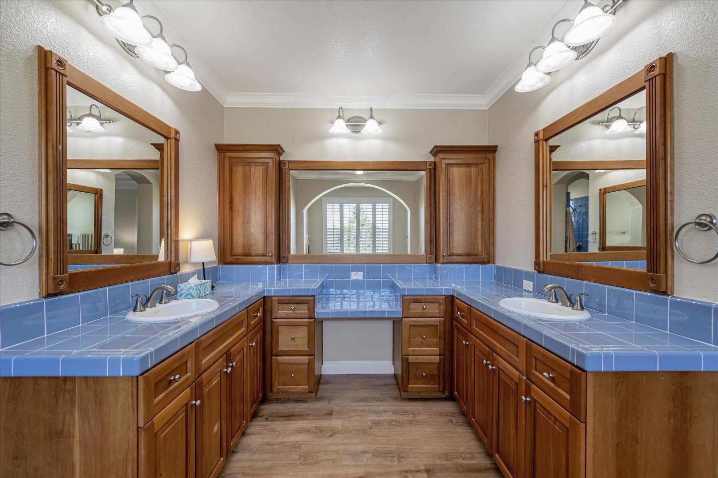 18680 Ventura Court