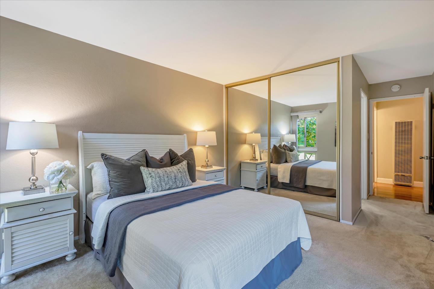 280 Easy Street Unit: 511