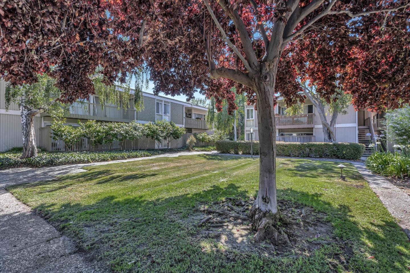 280 Easy Street Unit: 511