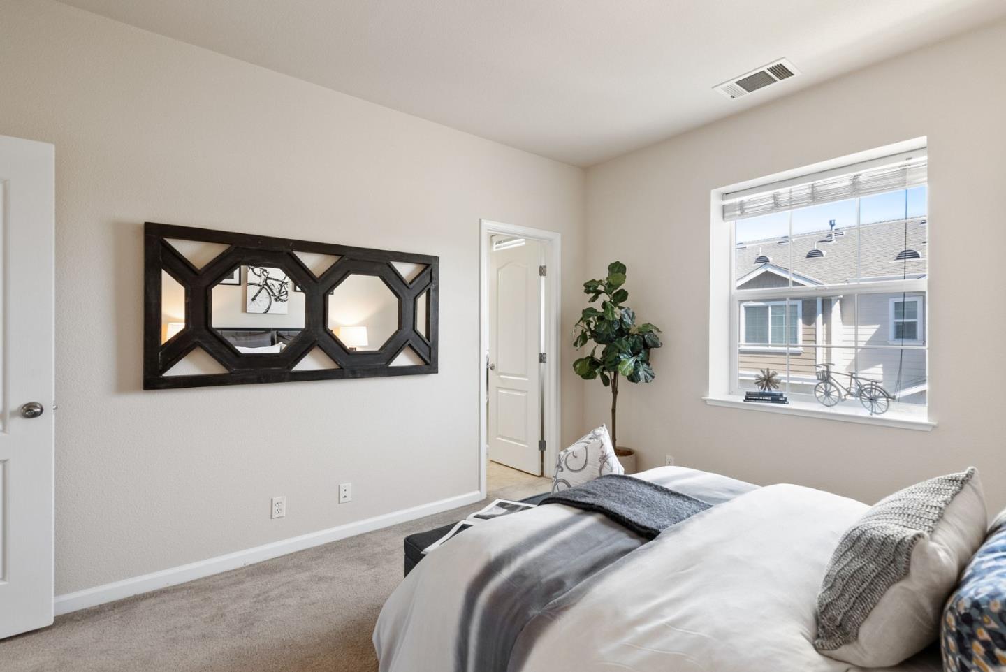 2809 Lavender Terrace