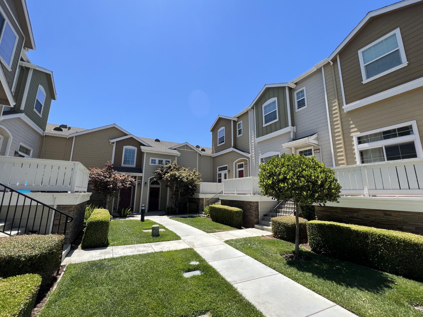 2809 Lavender Terrace