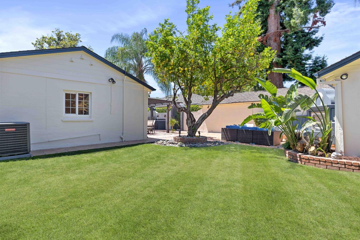 1205 Fewtrell Drive