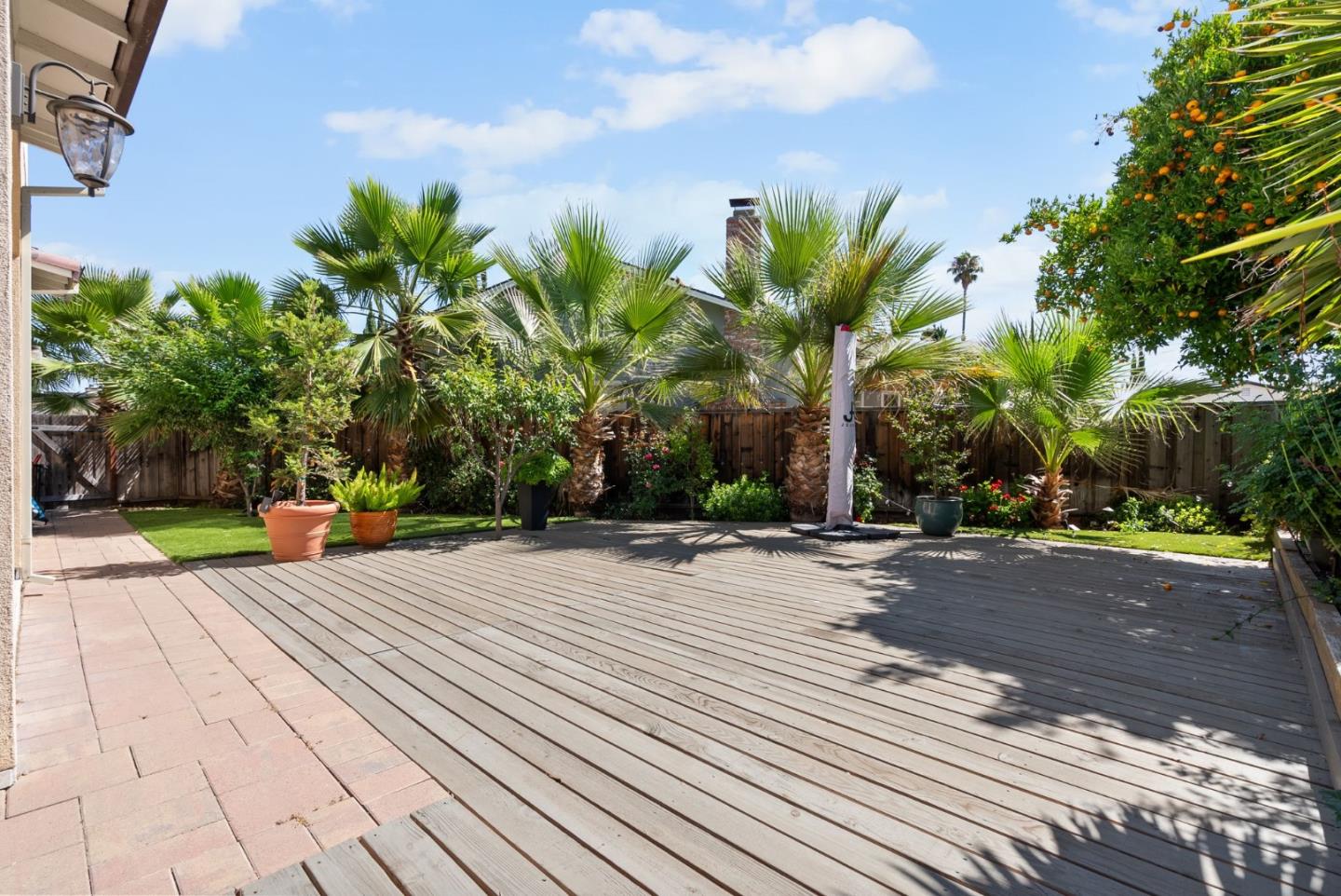 5980 Mayflower Court