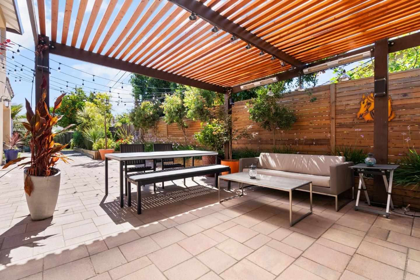 5980 Mayflower Court