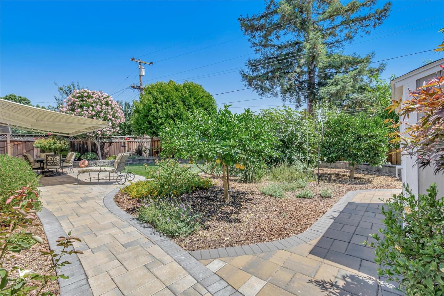 1692 Andalusia Way