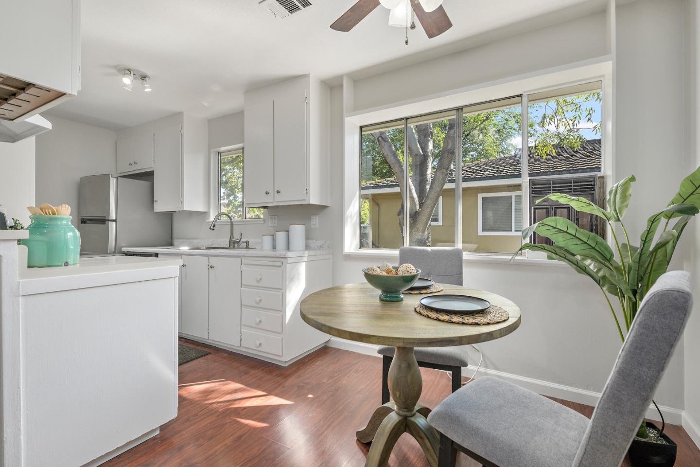 766 Warring Drive Unit: 4