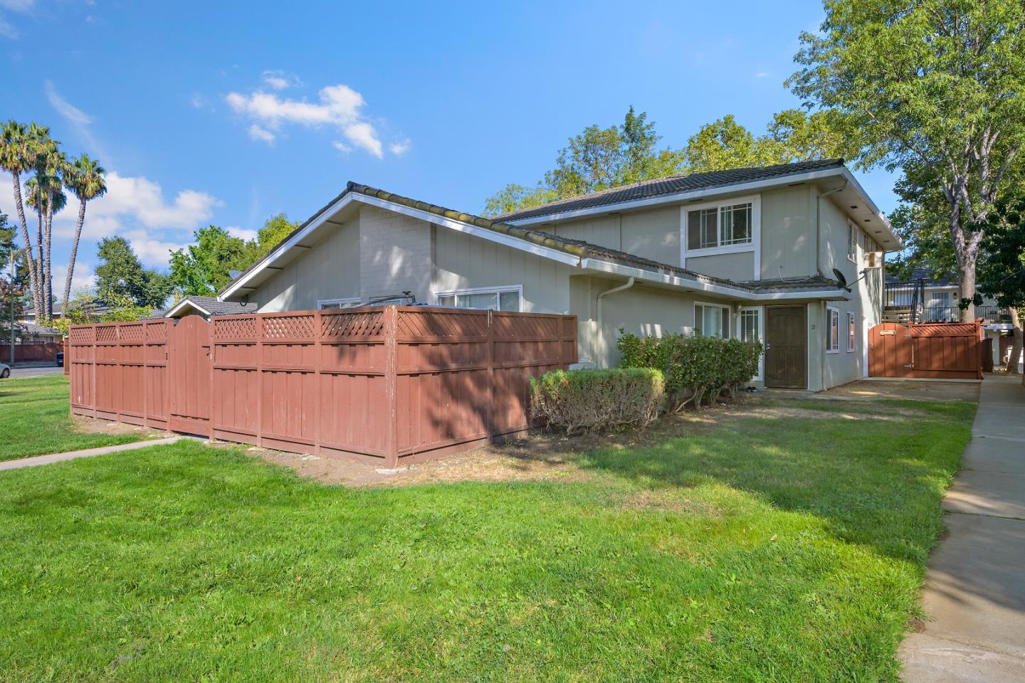 766 Warring Drive Unit: 4