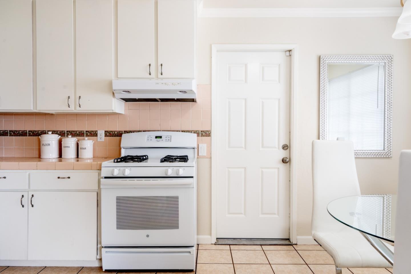 1752 Mendocino Street