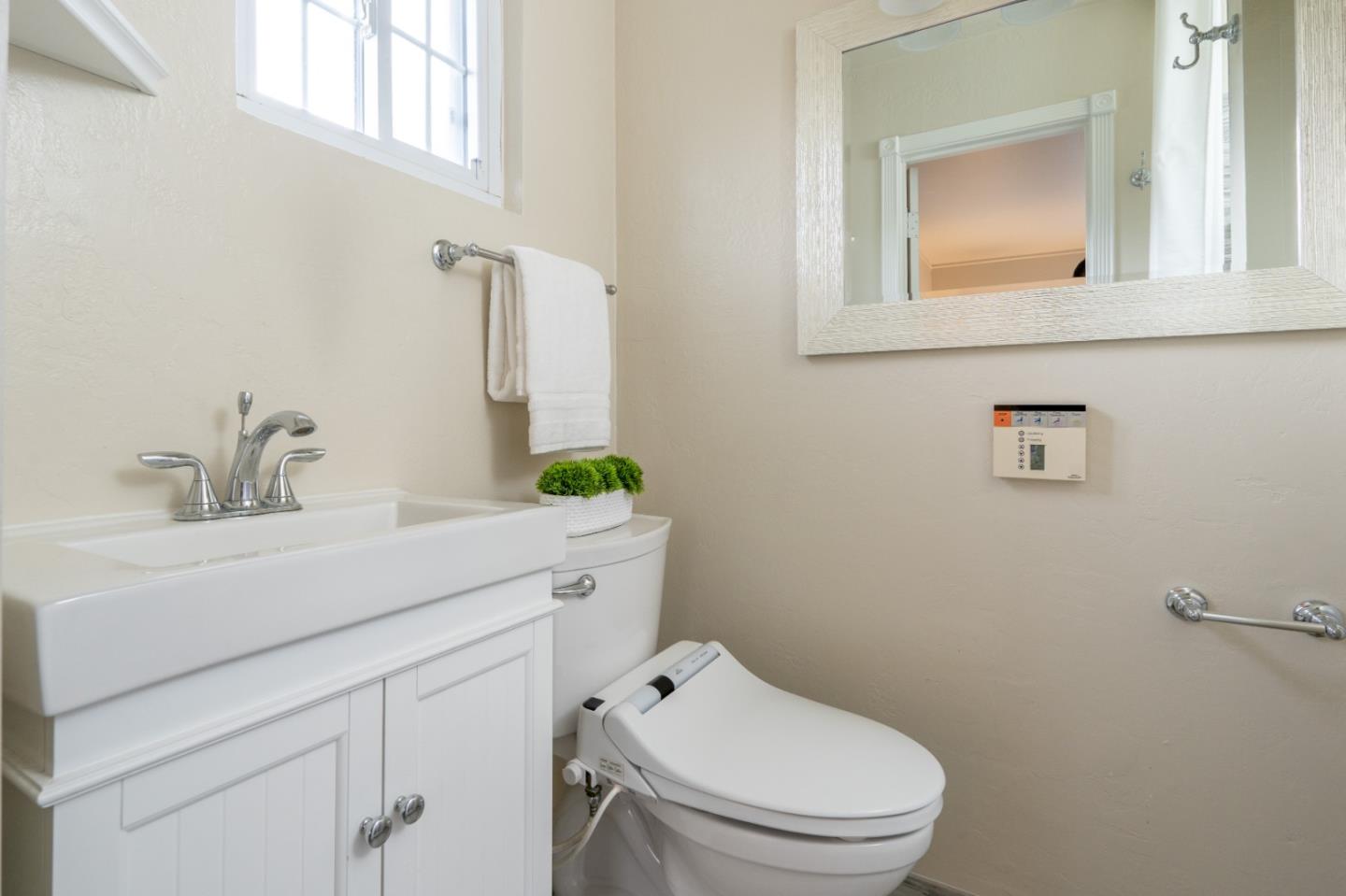 1752 Mendocino Street