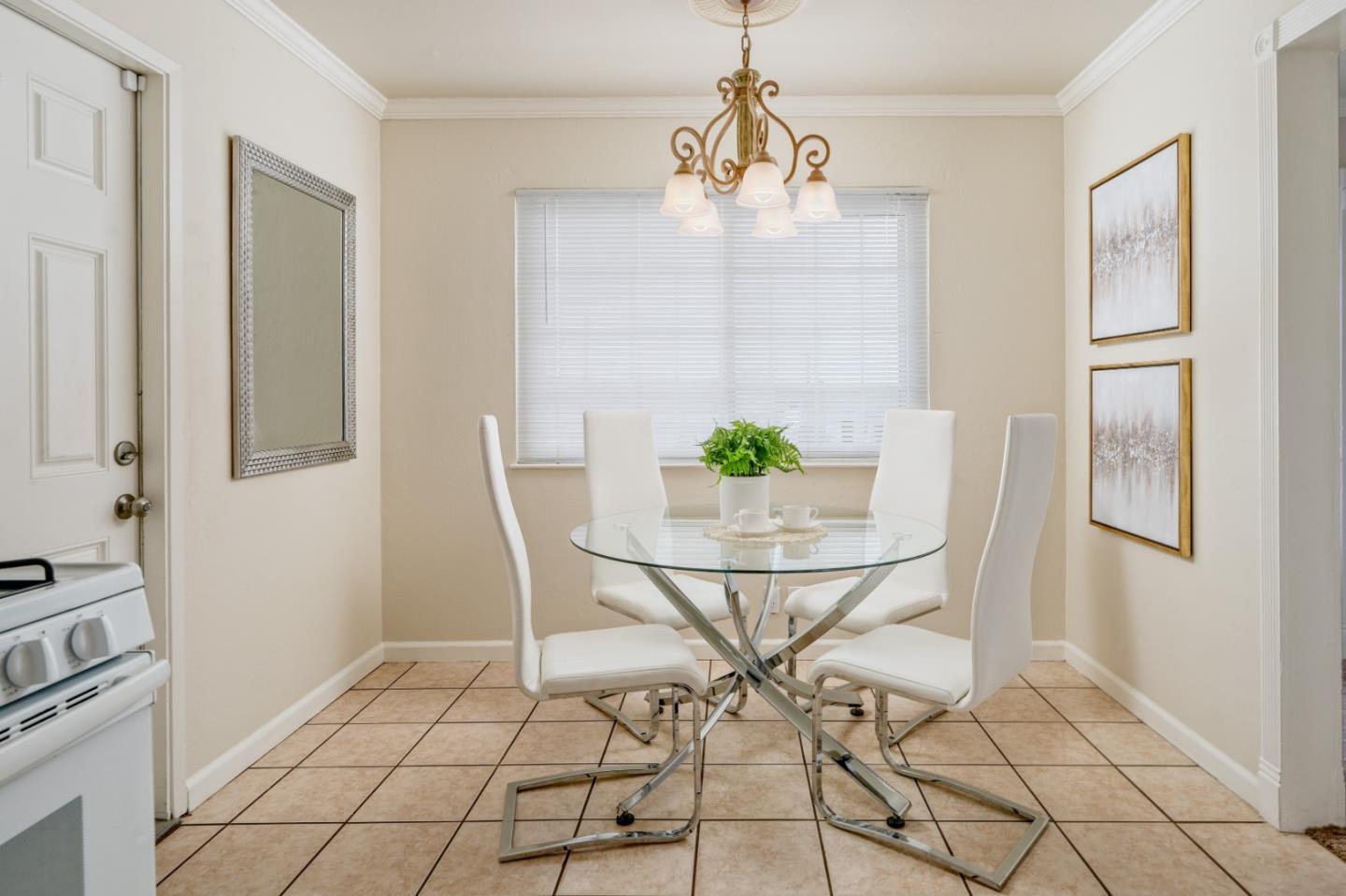 1752 Mendocino Street