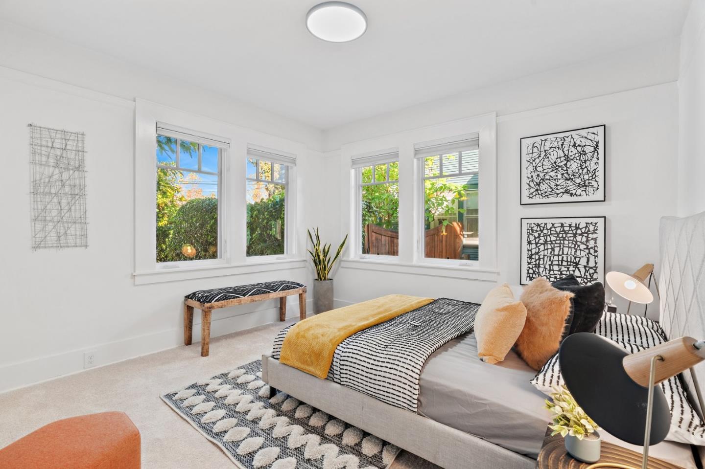 1377 Yosemite Avenue