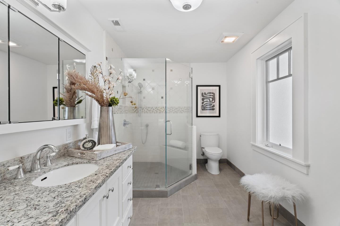 1377 Yosemite Avenue