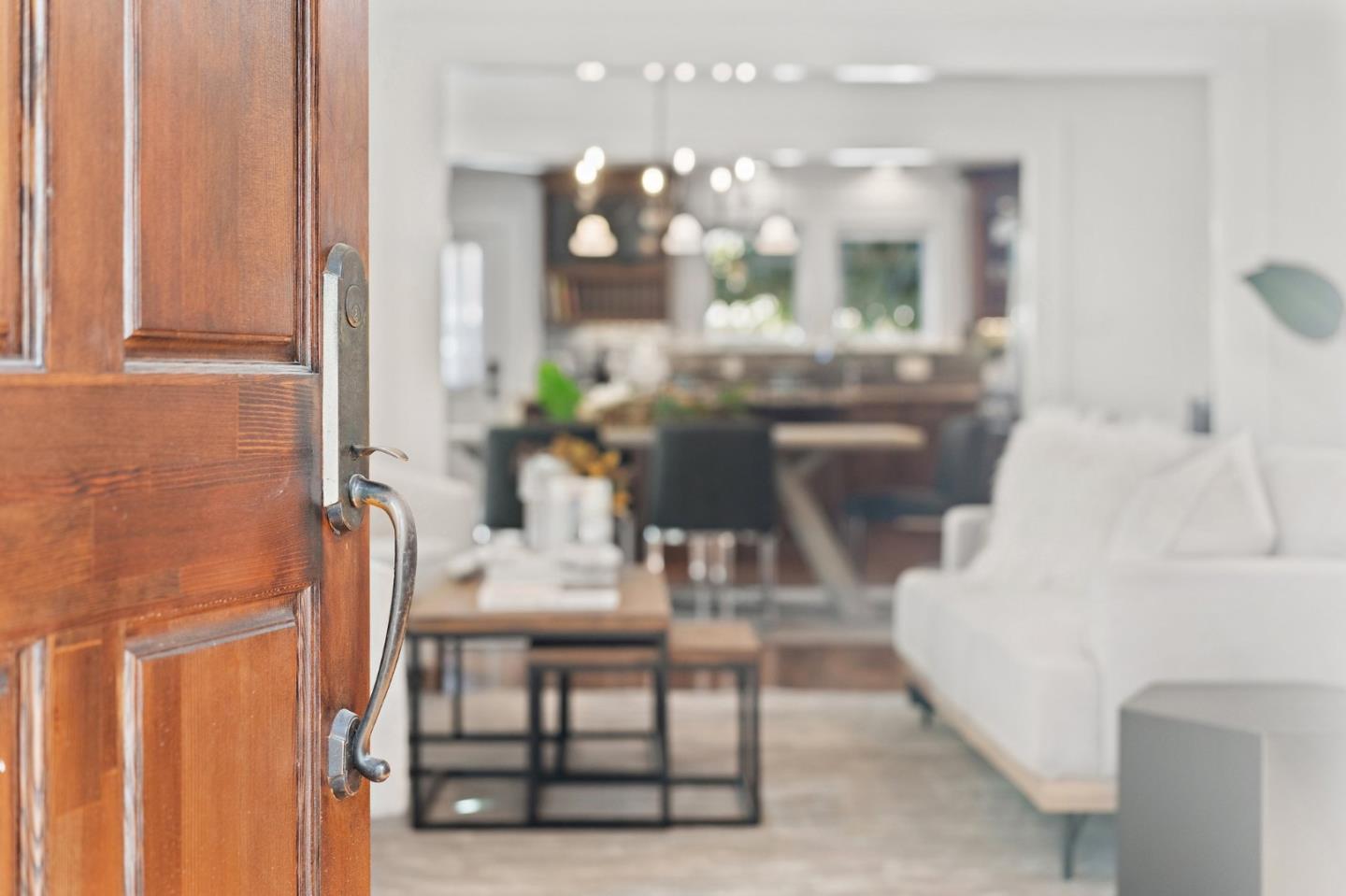 1377 Yosemite Avenue