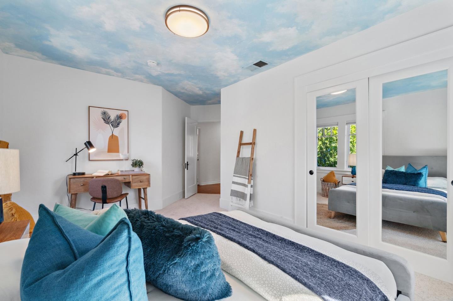 1377 Yosemite Avenue