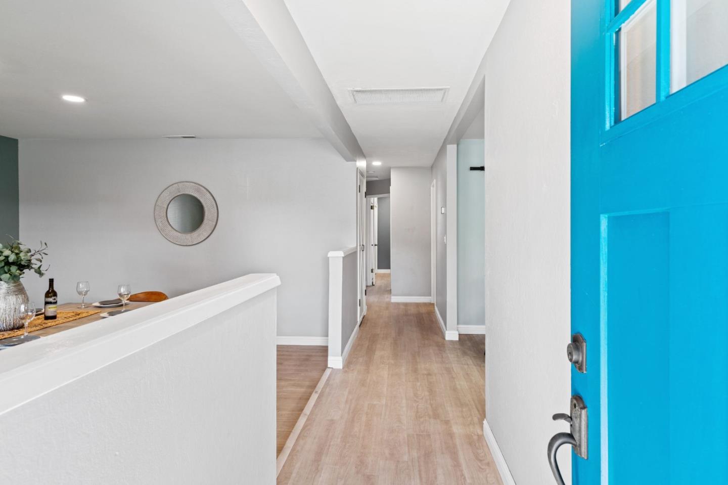 15590 La Alameda Drive