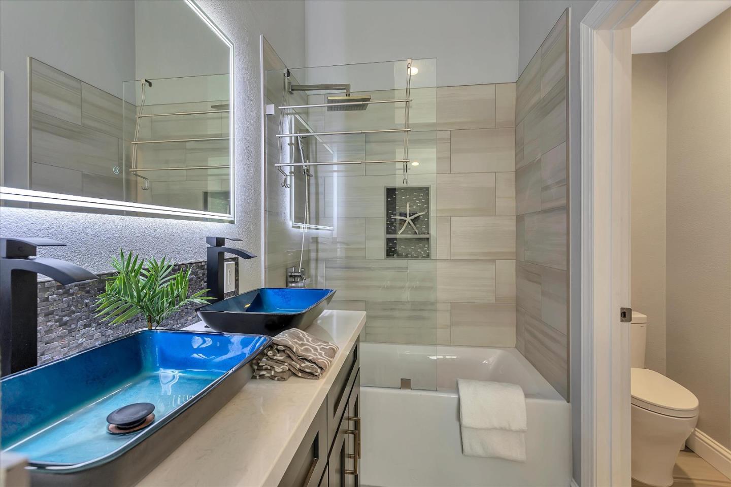 1835 Sterling Landing