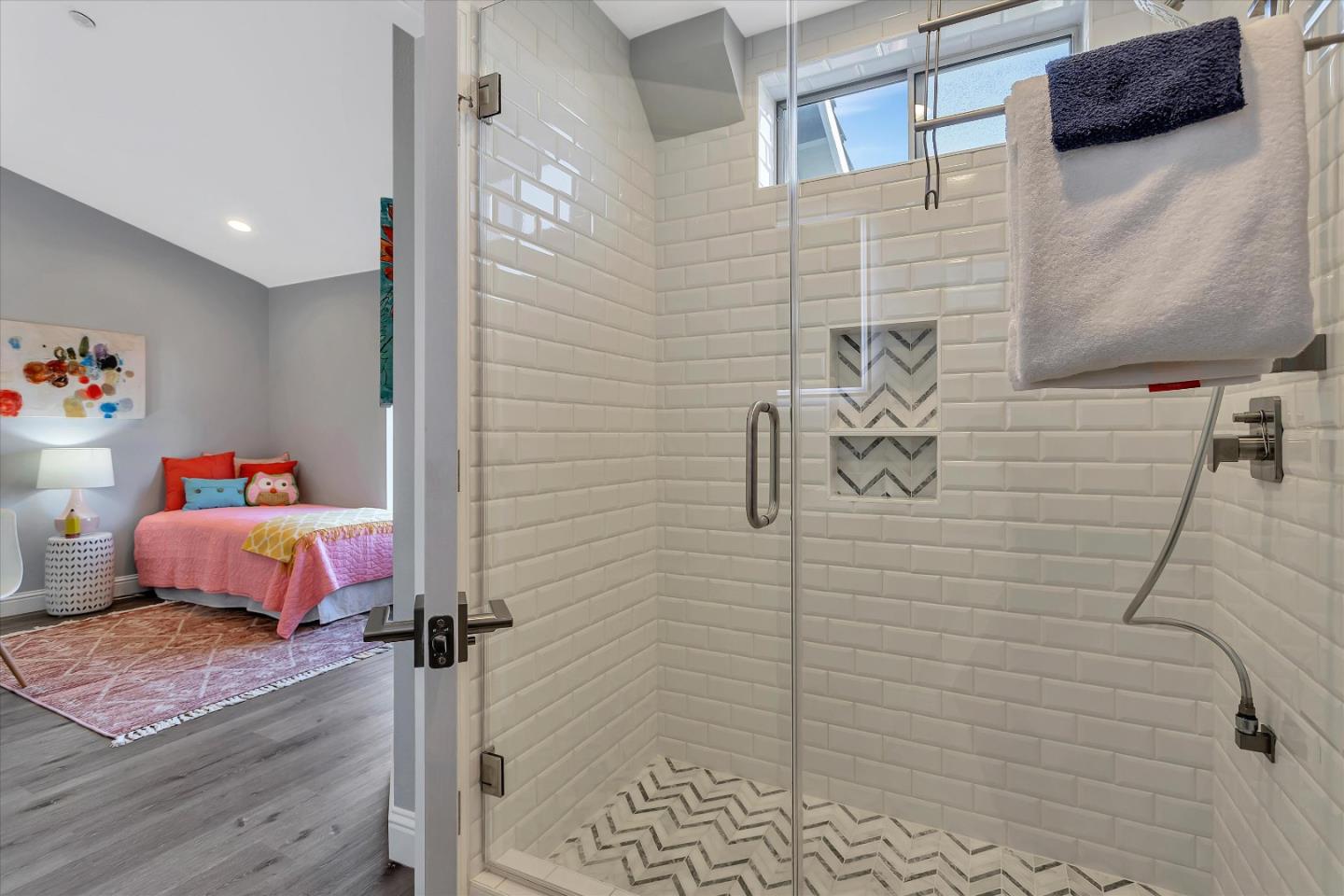 1835 Sterling Landing