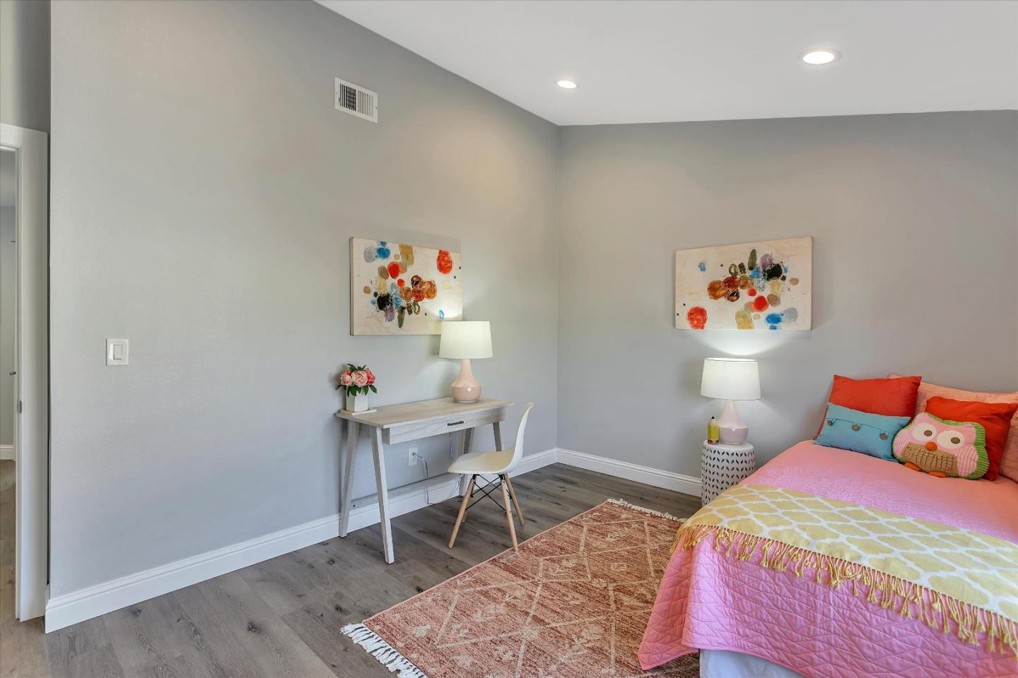 1835 Sterling Landing