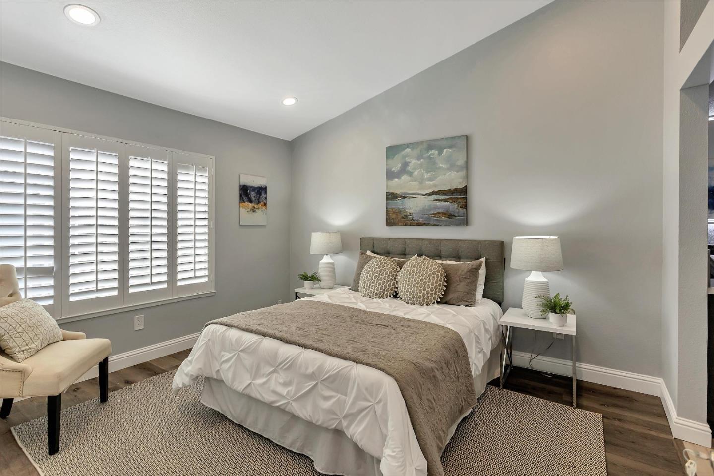 1835 Sterling Landing