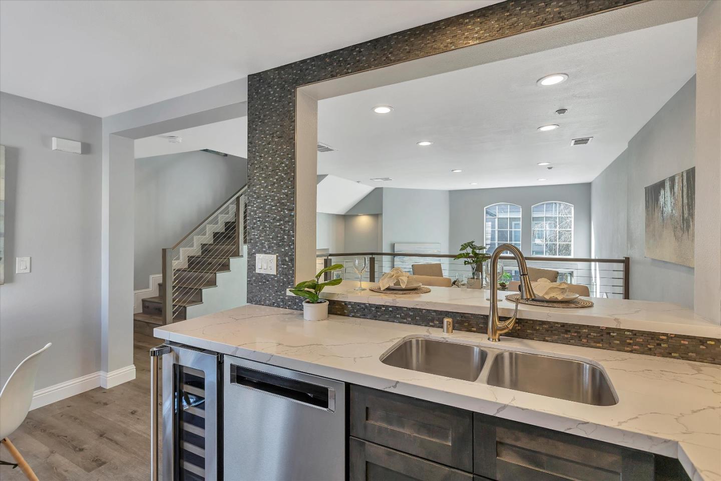 1835 Sterling Landing