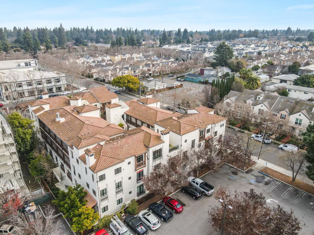 220 View Street Unit: 220