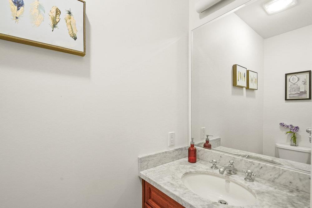 220 View Street Unit: 220