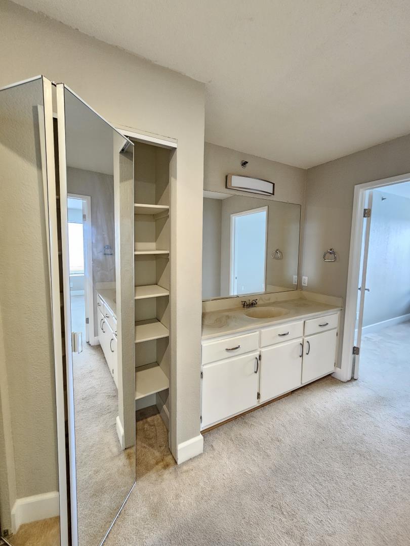 695 Bristol Drive Unit: 380