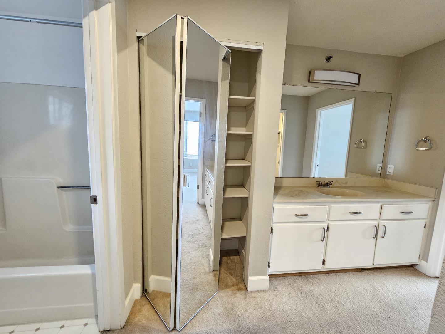 695 Bristol Drive Unit: 380