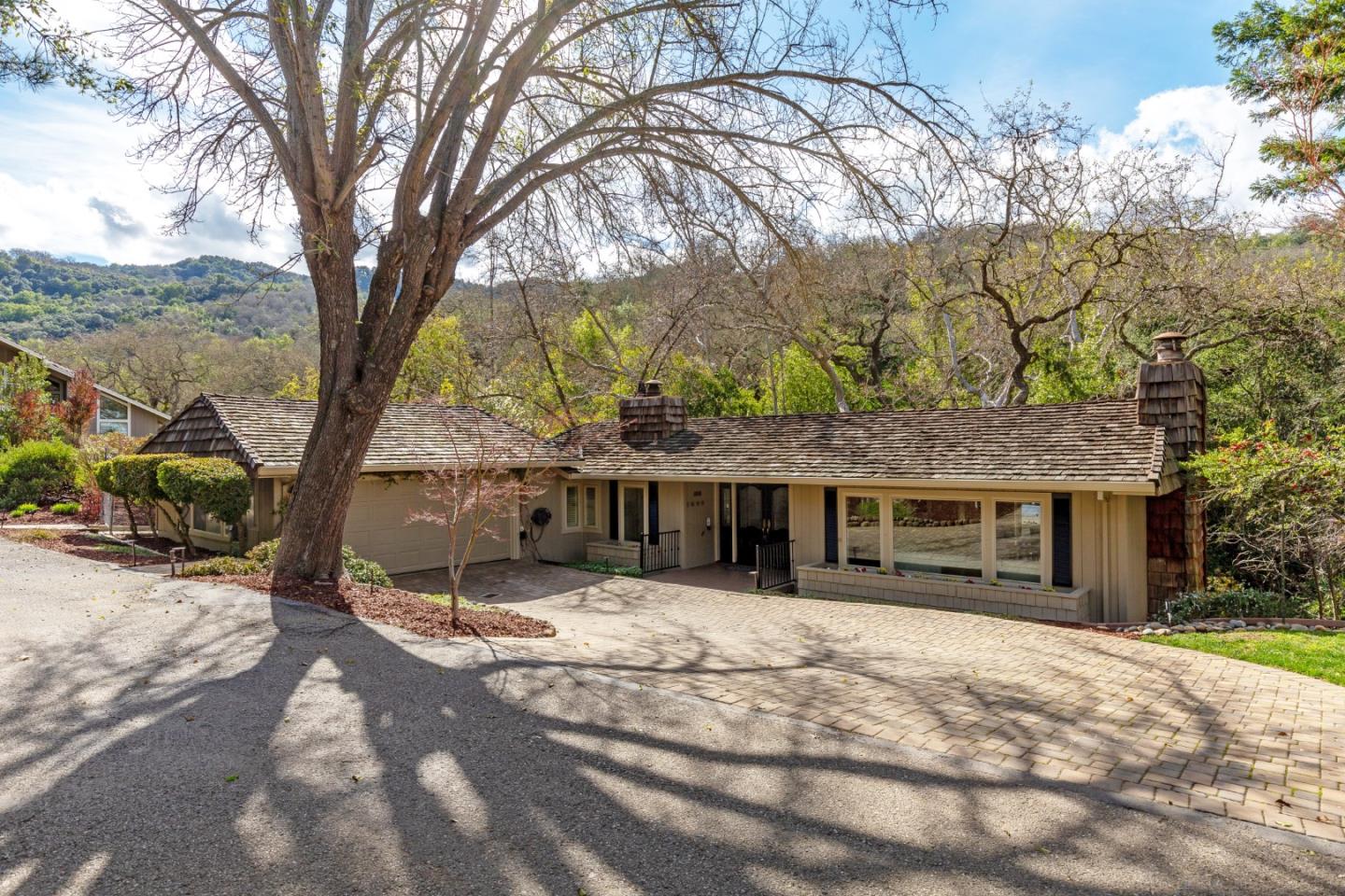 1256 Echo Ridge Court