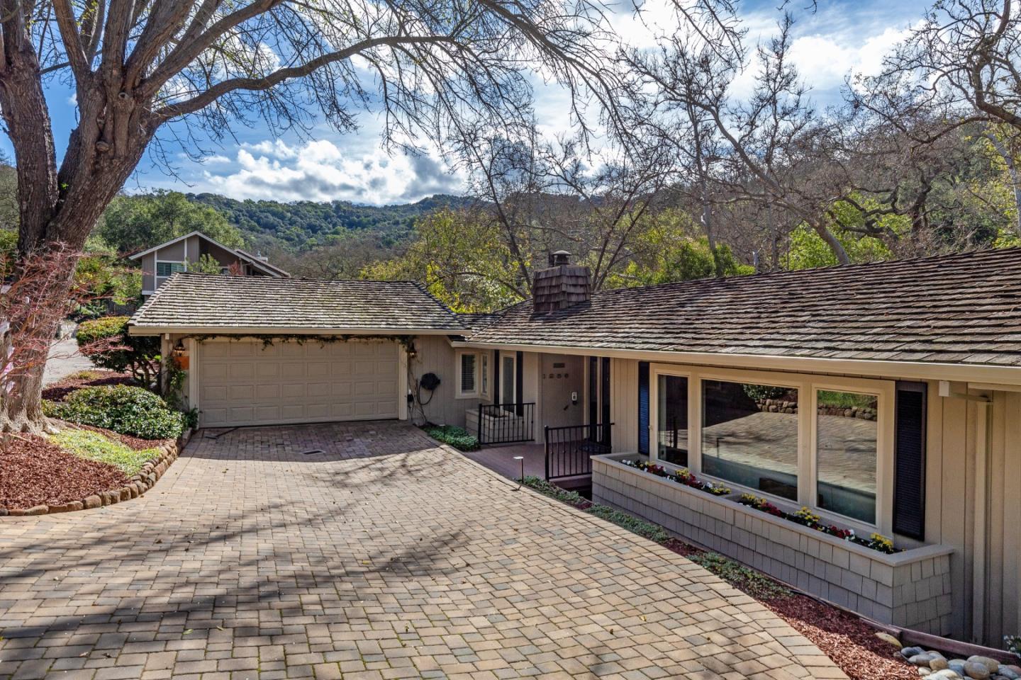 1256 Echo Ridge Court