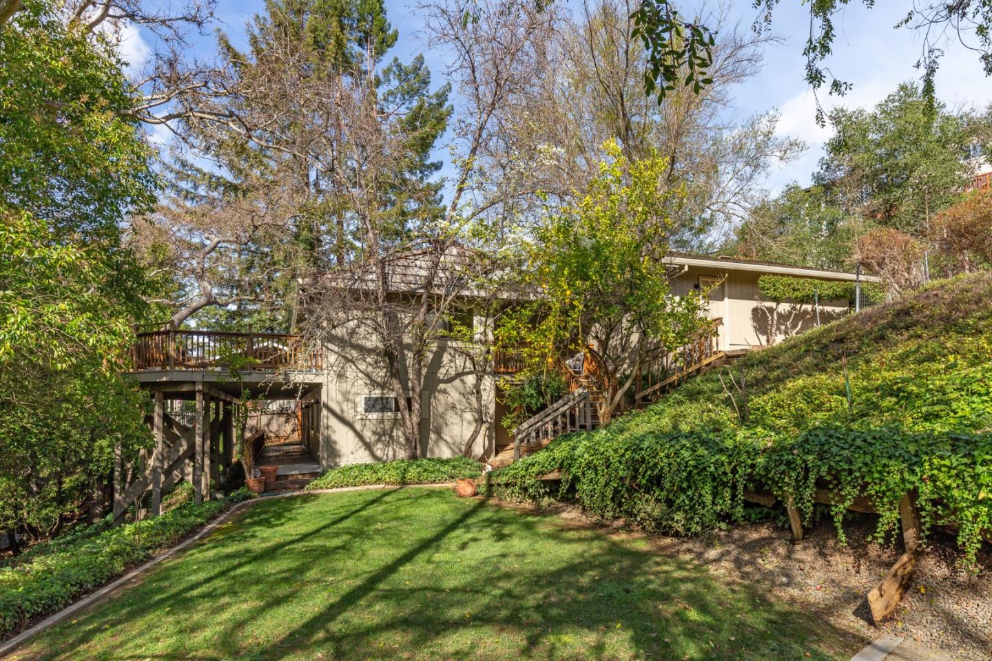 1256 Echo Ridge Court