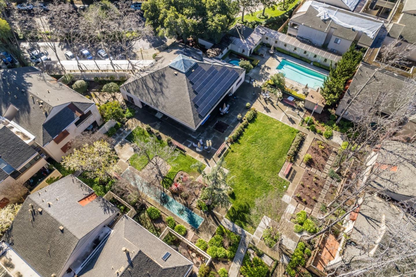 451 Alberto Way Unit: D244