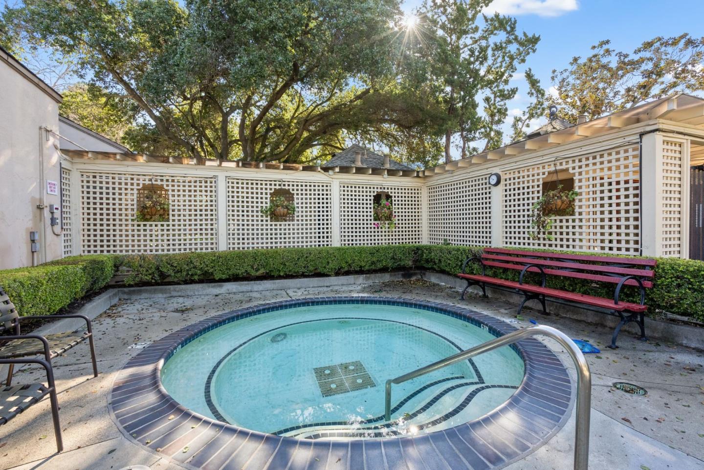 451 Alberto Way Unit: D244