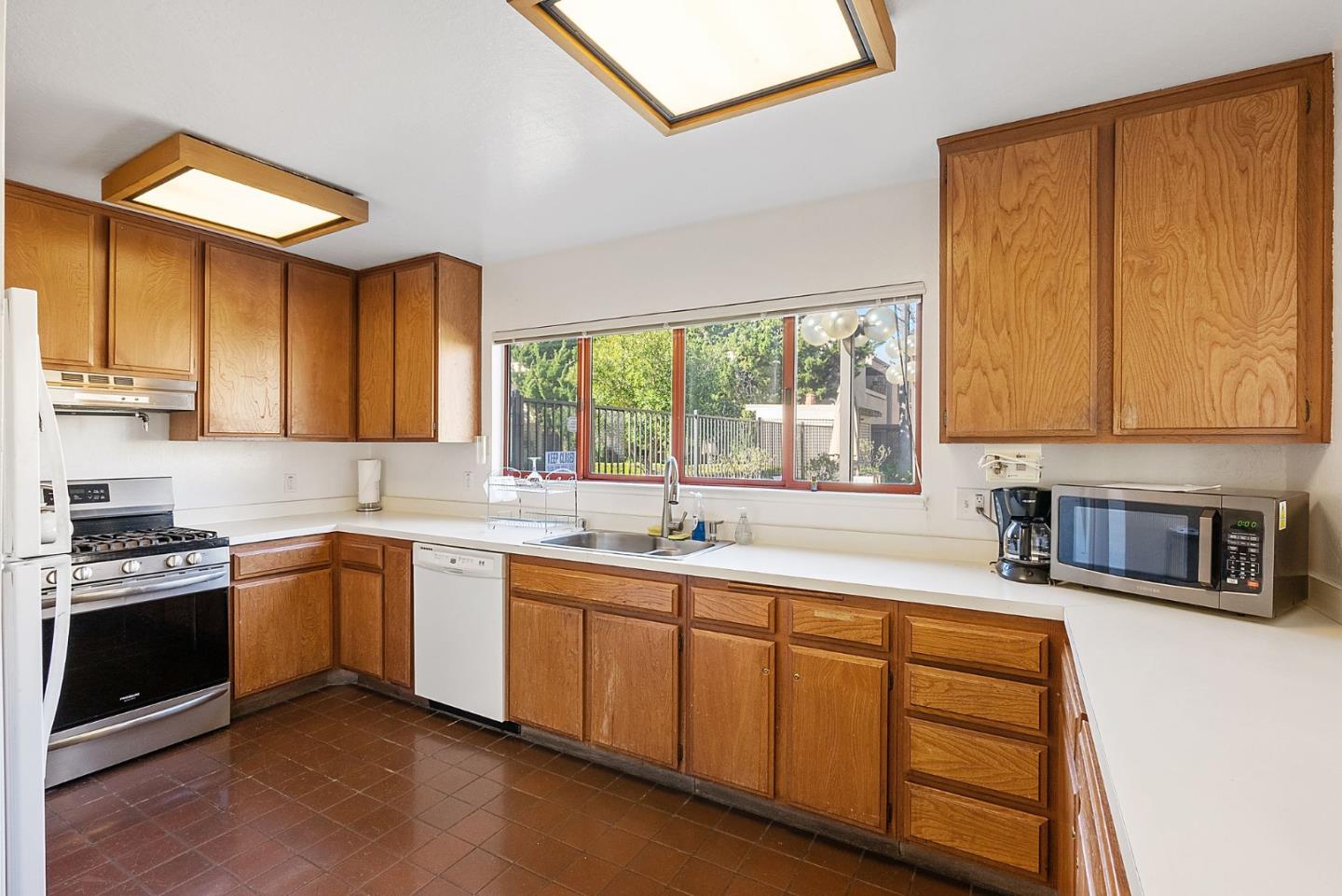 451 Alberto Way Unit: D244