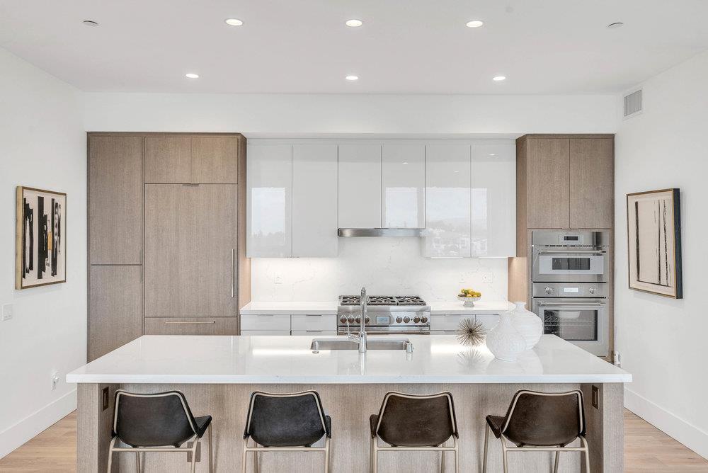 4880 El Camino Real Real Unit: 52