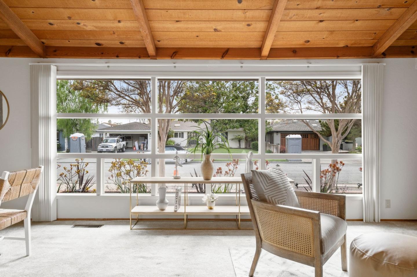 1742 Willow Creek CT