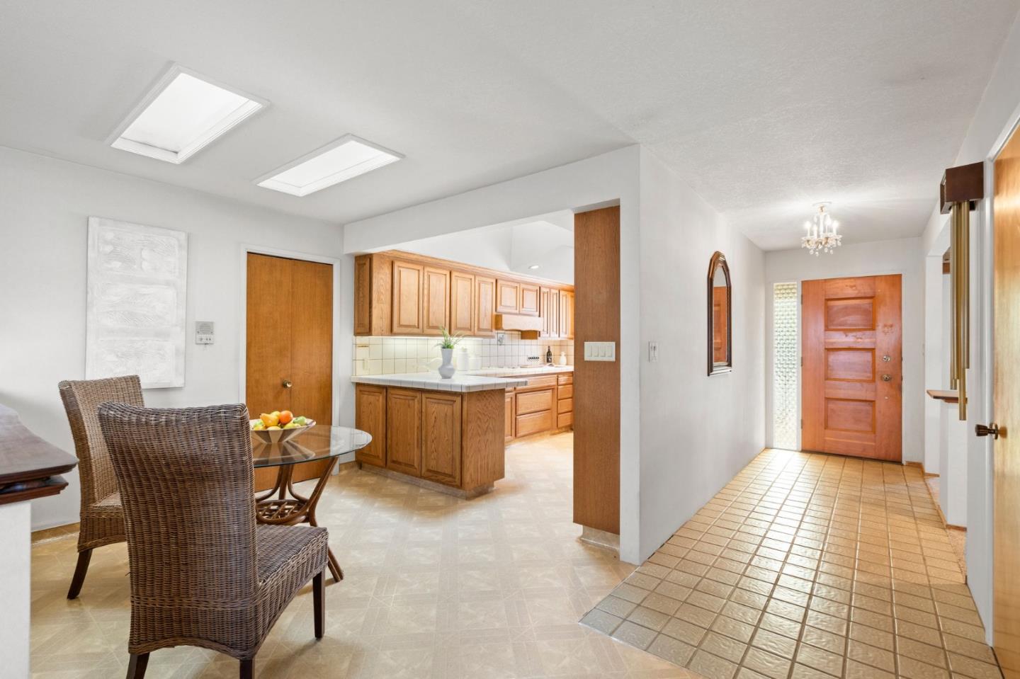 1742 Willow Creek CT