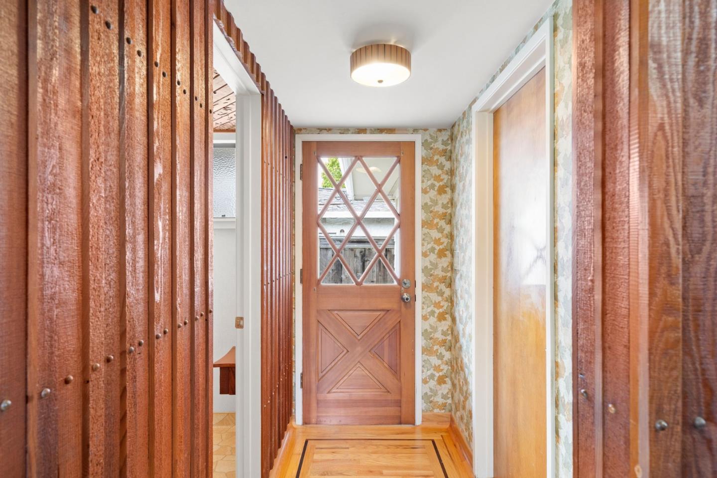 1742 Willow Creek CT