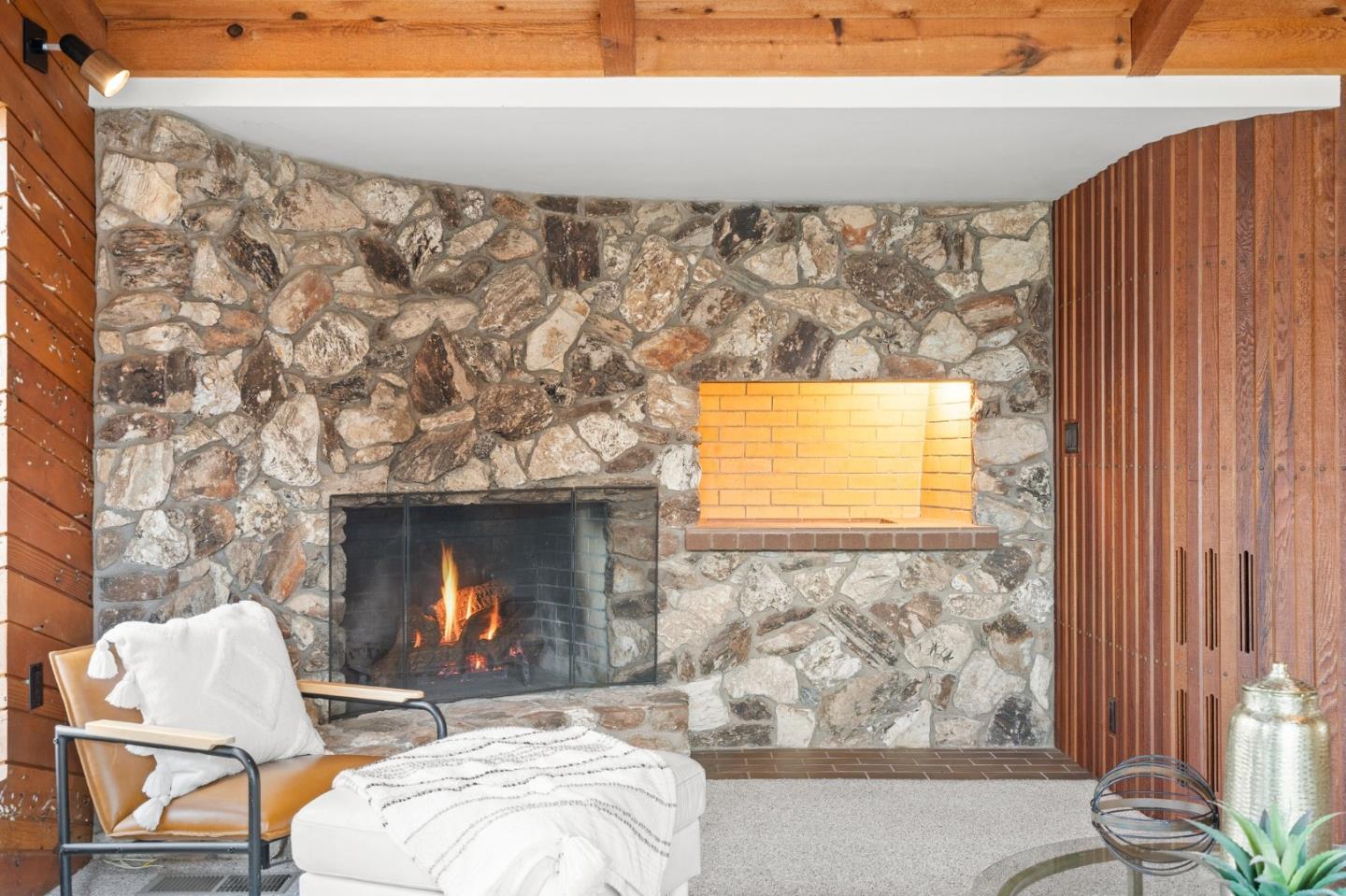 1742 Willow Creek CT