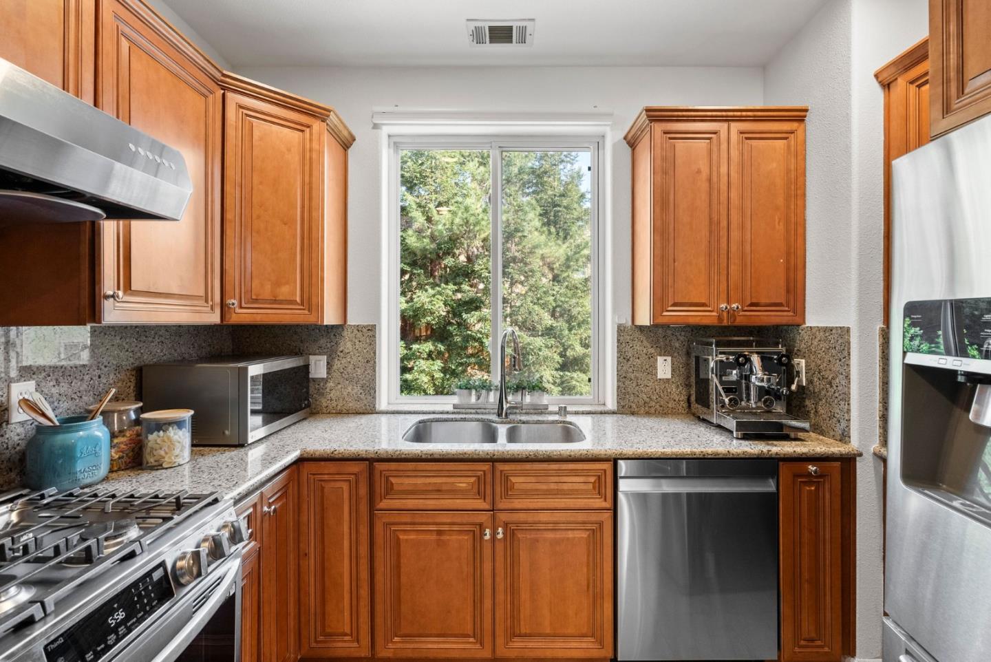 3239 Amidy Garden WAY